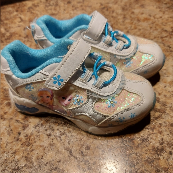 **3 Listings $30** Lot of size 7T footwear - Picture 3 of 5